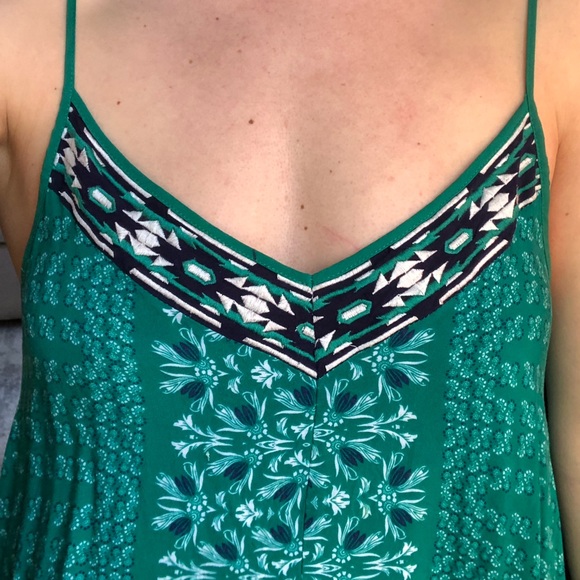 Tank - Picture 3 of 5